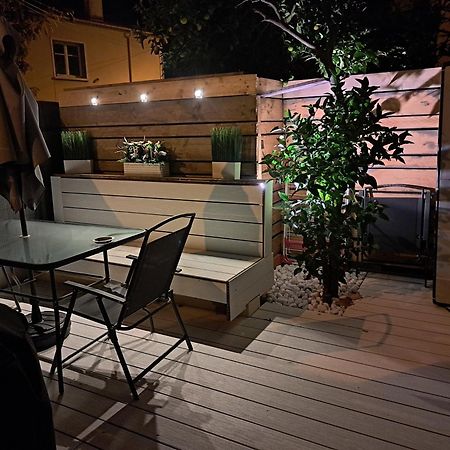 Seduisant Studio Avec Cour Privative La Crau Ngoại thất bức ảnh
