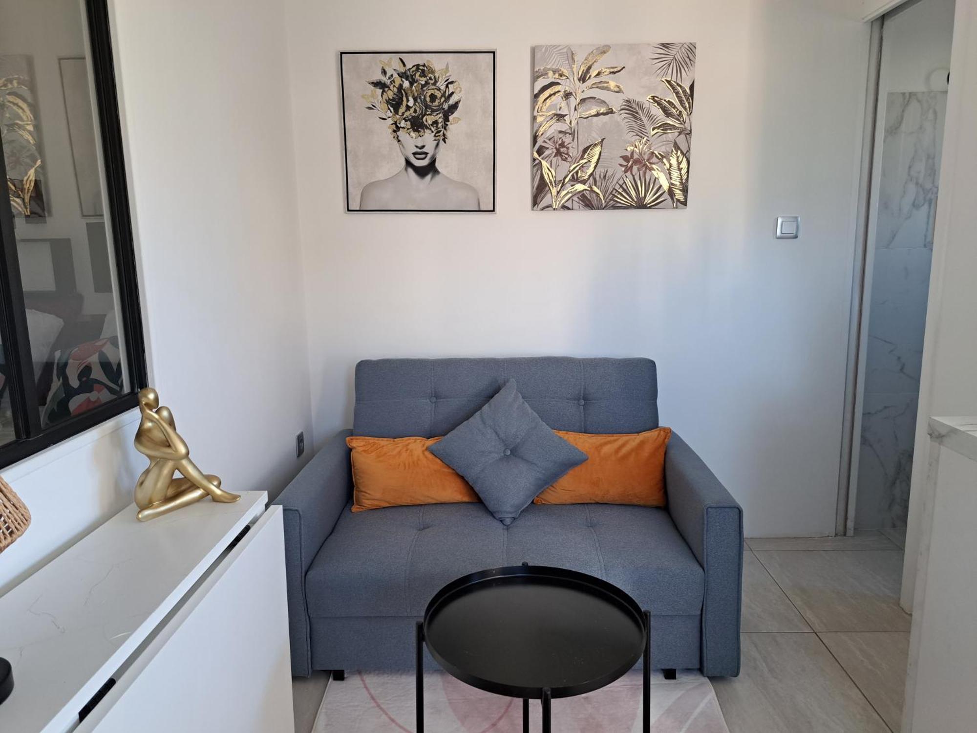Seduisant Studio Avec Cour Privative La Crau Ngoại thất bức ảnh